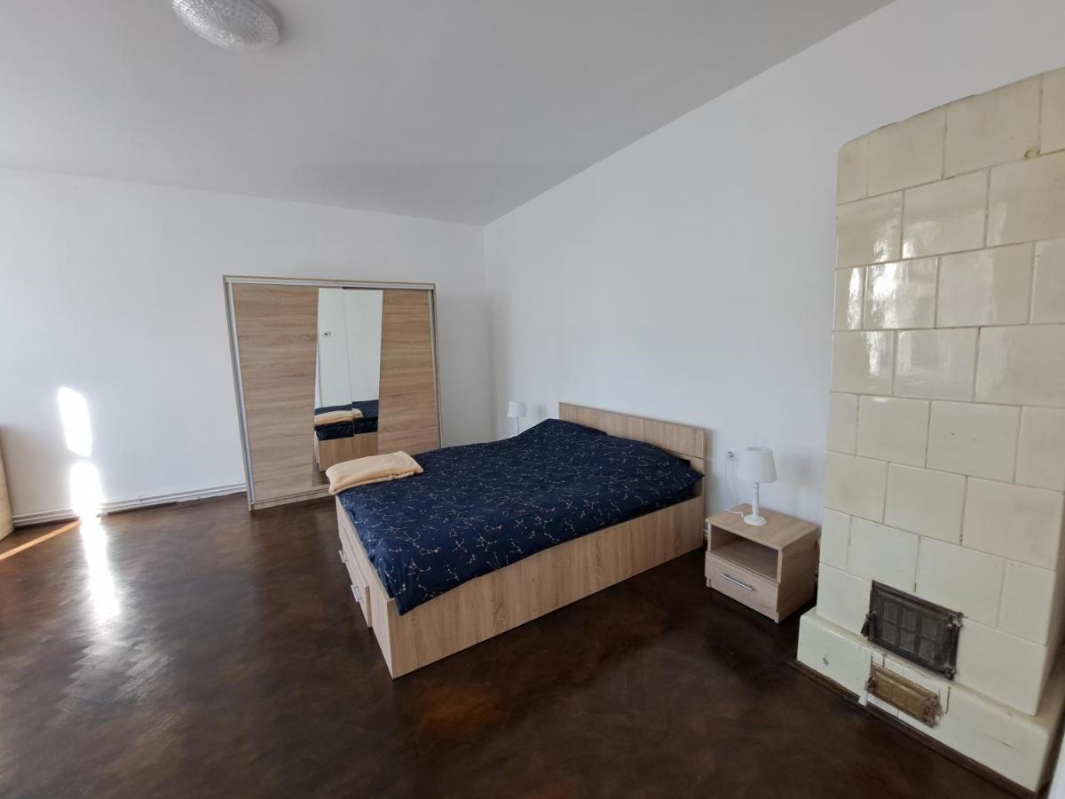 Cozy Apartment In The Heart Of Сибиу Экстерьер фото